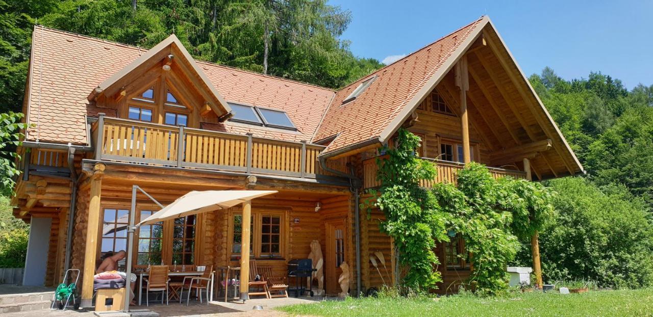 Cosy Spacious Wooden Chalet Na Hrib Stiska Vas Exteriör bild